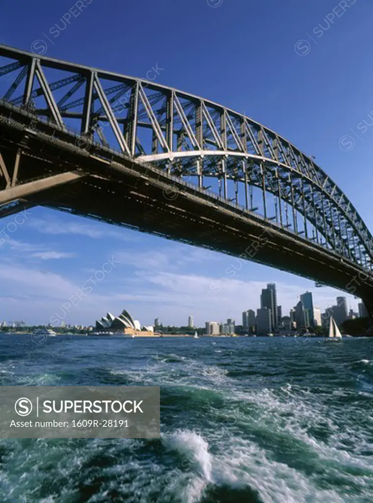 Harbour Bridge & Sydney Opera House, Sydney, Australia