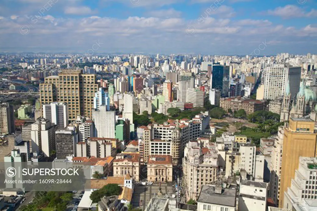 Brazil, Sao Paulo, Sao Paulo, View of city center from the Banespa skyscraper, looking towards  Praca de Se - Cathedral Square