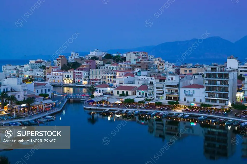 GREECE-CRETE-Lasithi Province-Agios Nikolaos: Town Overview / Evening
