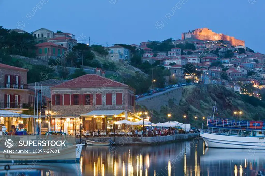 GREECE-Northeastern Aegean Islands-LESVOS (Mytilini)-Mithymna (Molyvos): Fishing Port and 15th century Byzantine-Genoese Castle / Evening