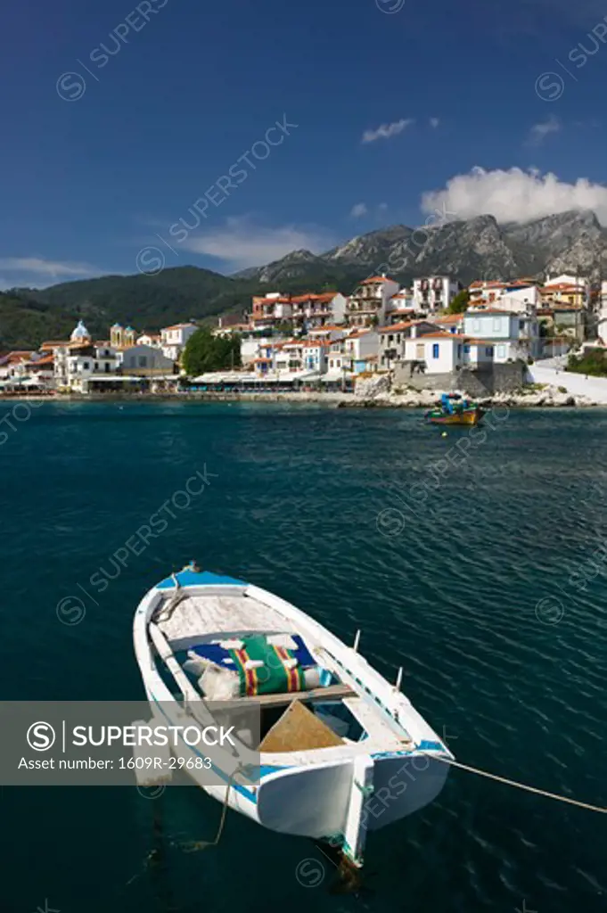 GREECE-Northeastern Aegean Islands-SAMOS-Kokkari: Kokkari Waterfront