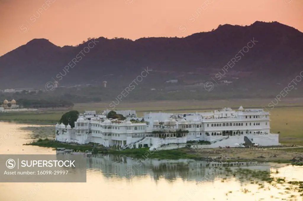 Lake Palace Hotel, Lake Pichola, Udaipur, Rajasthan, India