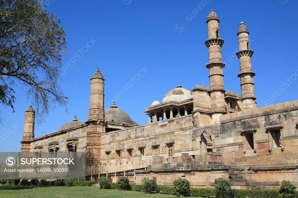 Main mosque (1508-1509), UNESCO World Heritage site, Champaner, Gujarat state, India