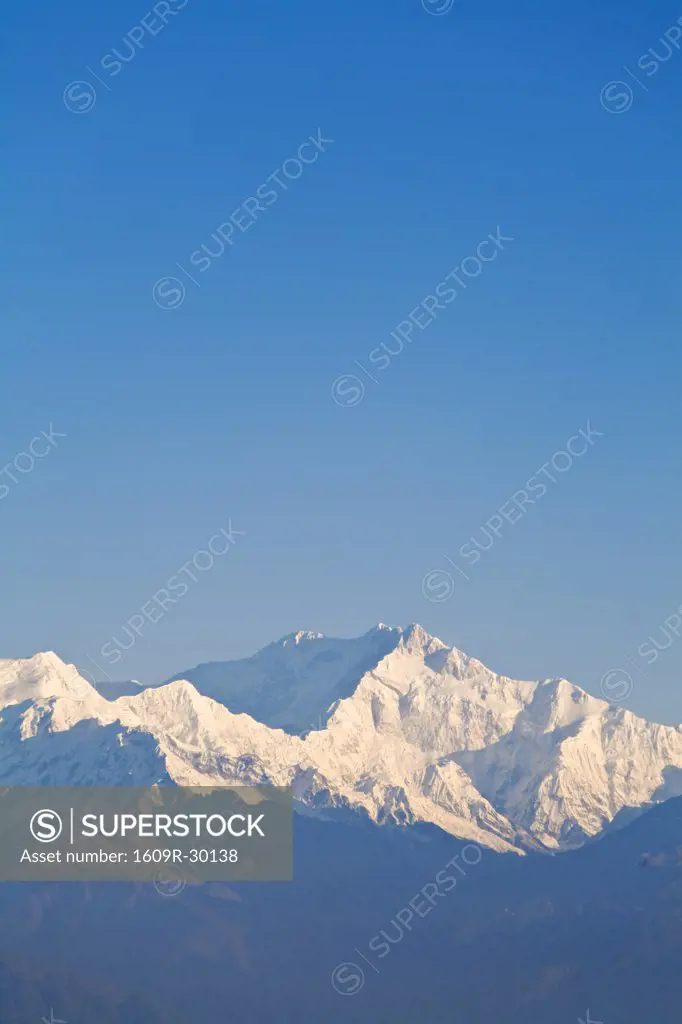 India, West Bengal, Darjeeling, Observation Hill, Bhanu Bhakta Sarini, View of Kanchenjunga,  Kangchendzonga