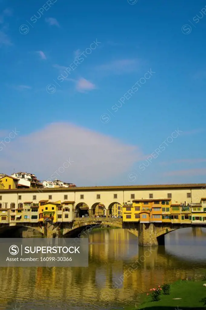 Ponte Vecchio, Arno River, Florence, Italy