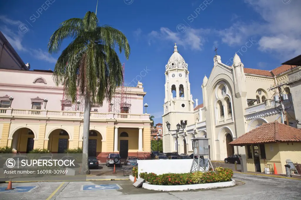 Panama, Panama City, Casco Viejo, Plaza Bolivar, San Fransisco de Asisi Church