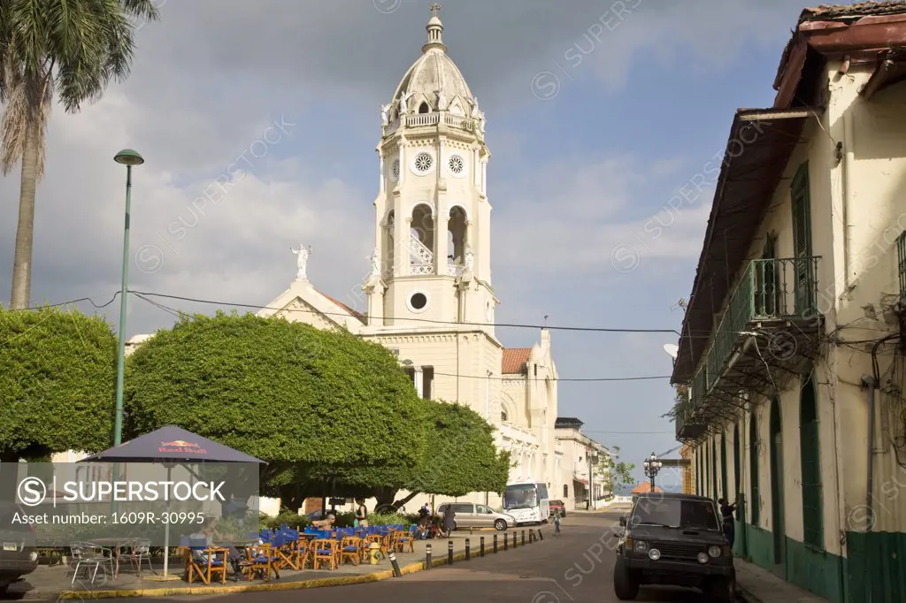 Panama, Panama City, Casco Viejo, Plaza Bolivar, San Fransisco de Asisi Church (Iglesia de San Francisco De Asis)