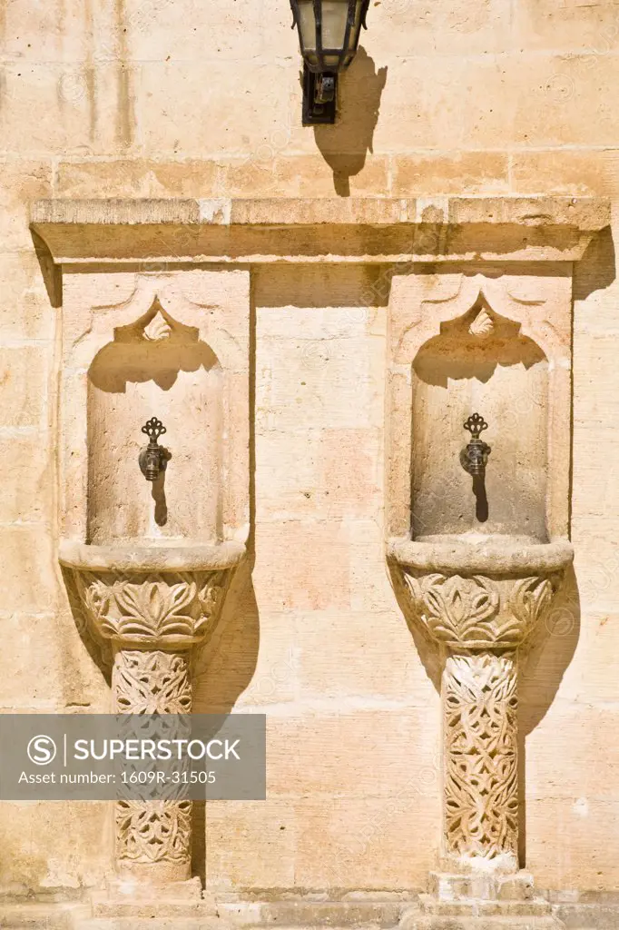 Turkey, Eastern Turkey, Mardin, Ancient drinking fountain