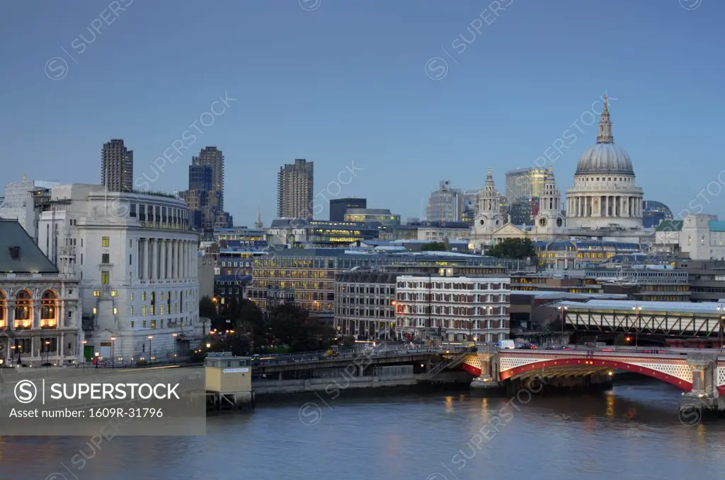 River Thames, The City and St Paul's Cathedral, London, England