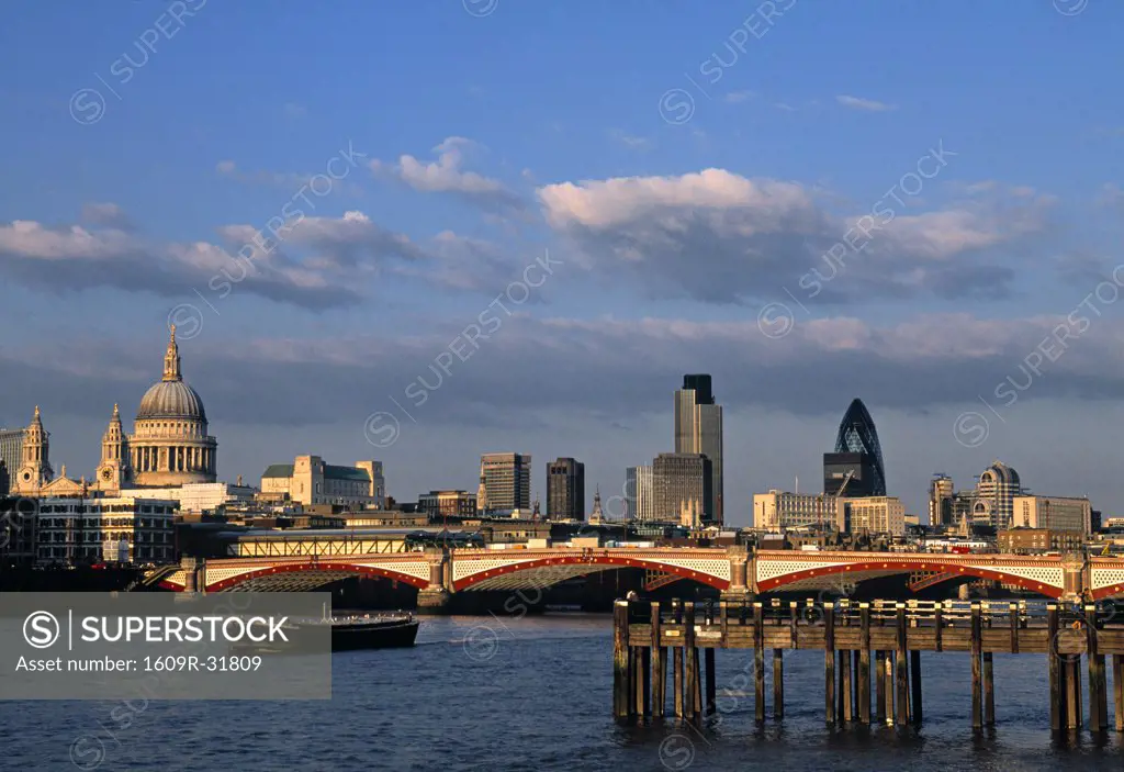 River Thames, The City and St Paul's Cathedral, London, England