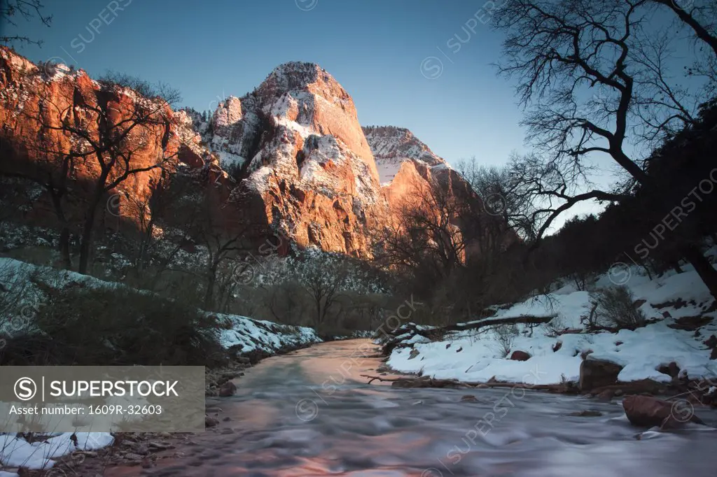 USA, Utah, Zion National Park, Mountain Vista and North Fork Virgin River by Emerald Pools area, winter