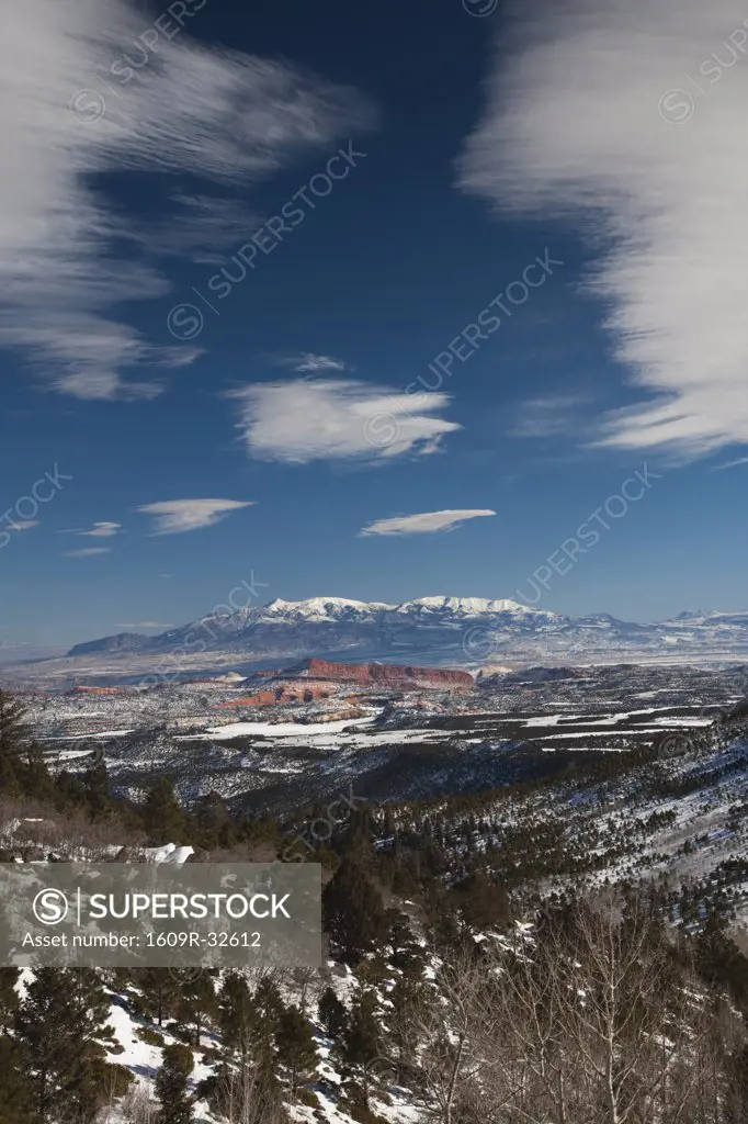 USA, Utah, Boulder, View towards Capitol Reef National Park from Rt. 12, winter