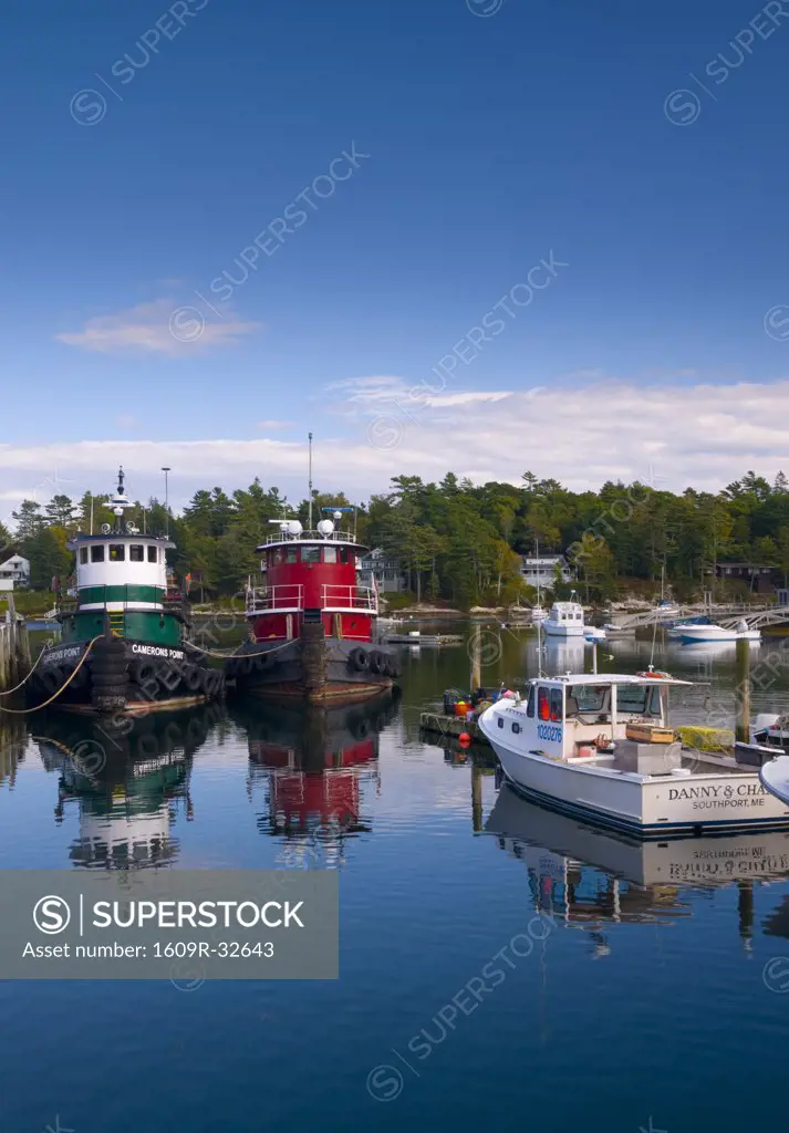 USA, Maine, Boothbay Harbor, Lobster Fishing Boats
