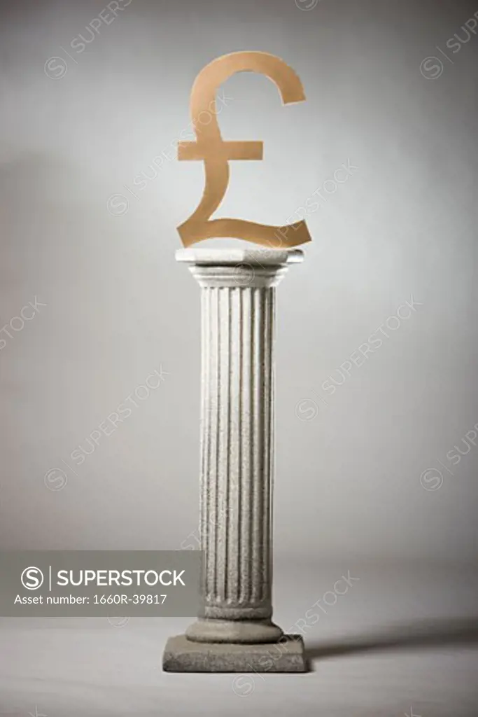 pound symbol on a pedestal