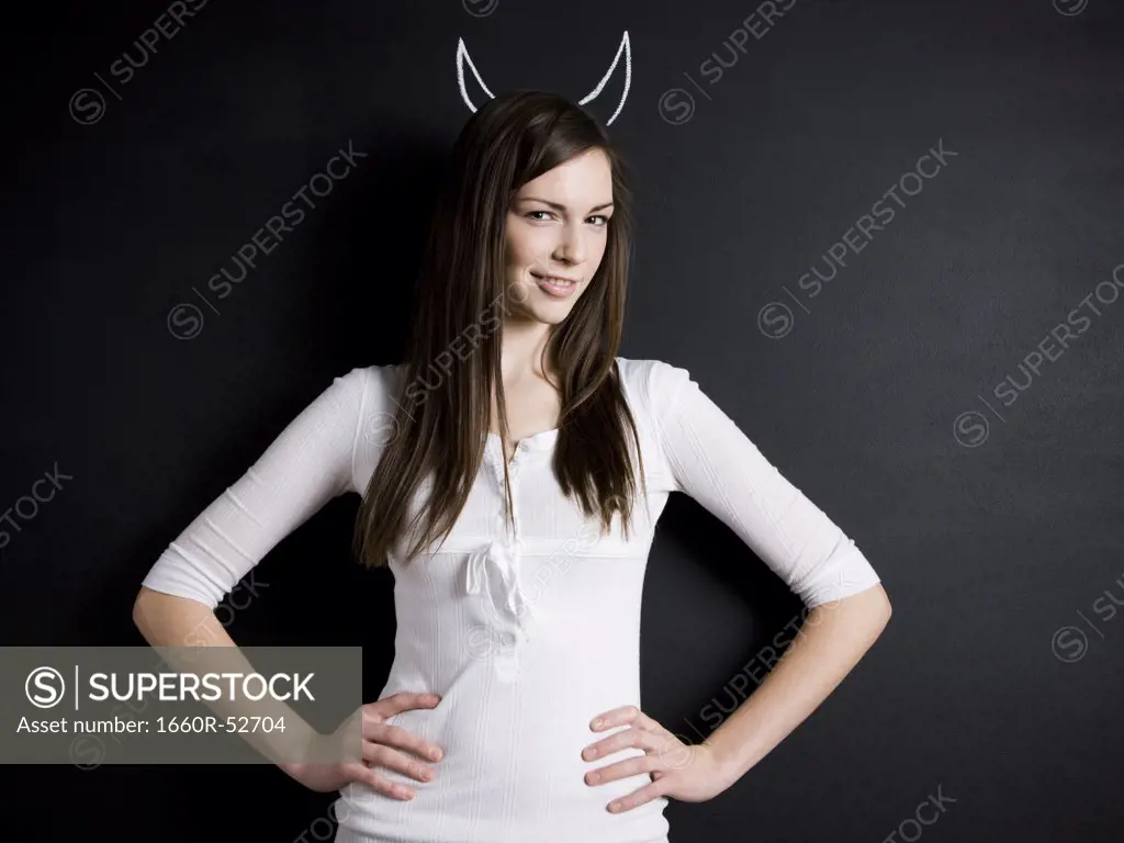 woman with devil horns