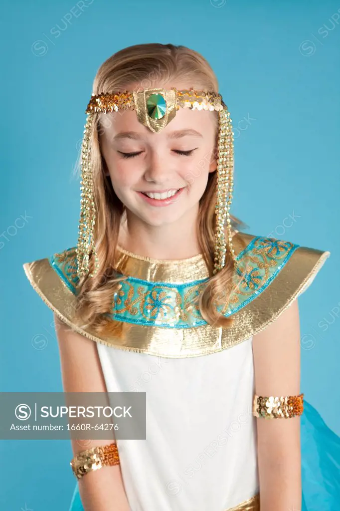 Portrait of girl (10-11) in Cleopatra costume for Halloween