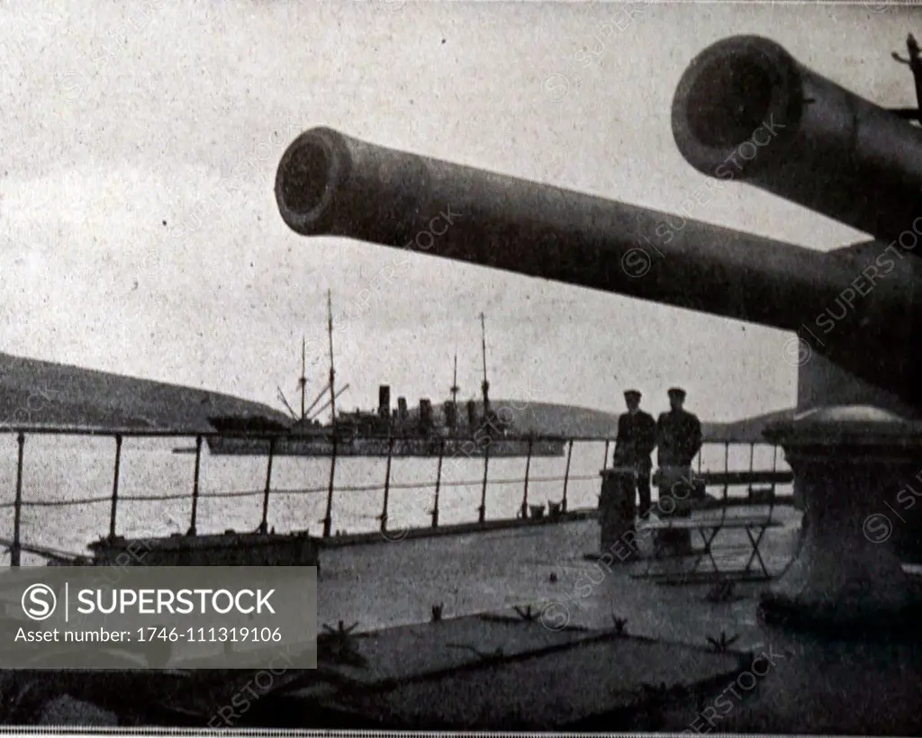 Two giant cannon on the deck of the French battleship Gaulois on its way to the Dardenelles 1916.