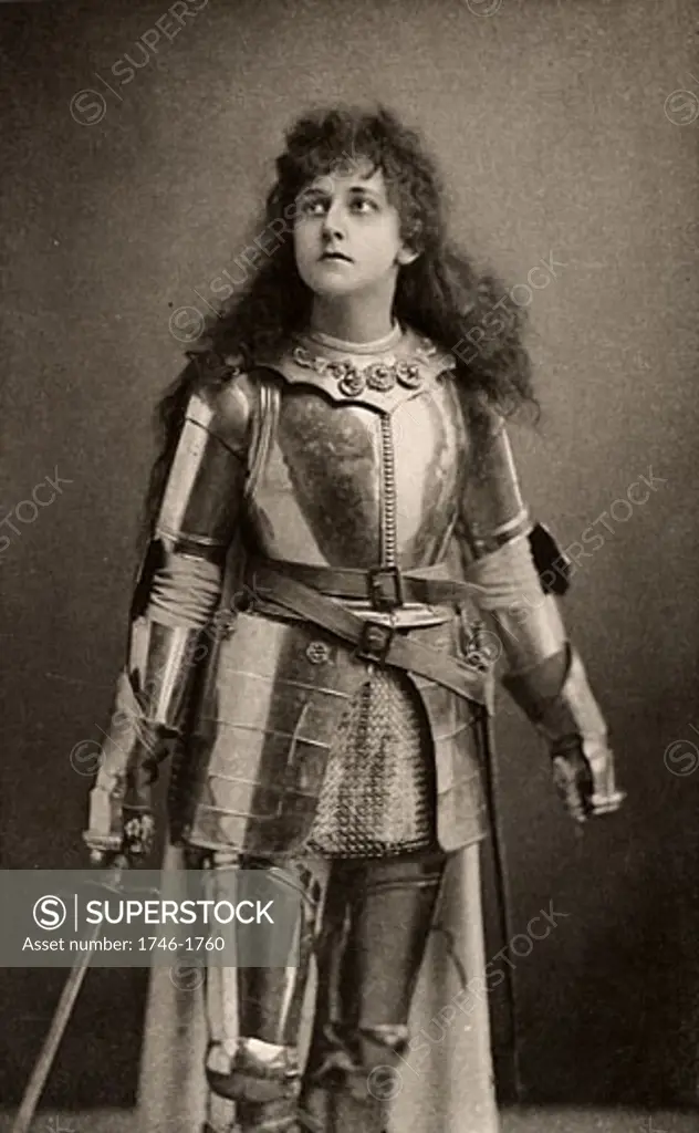 Mary Kingsley as Joan of Arc in the historical play Henry IV Part 1 by William Shakespeare. Alice Maud Mary Arcliffe, (1852-1936), English actress who used the stage name Mary Kingsley. Active in the women's suffrage movement in London from about 1906