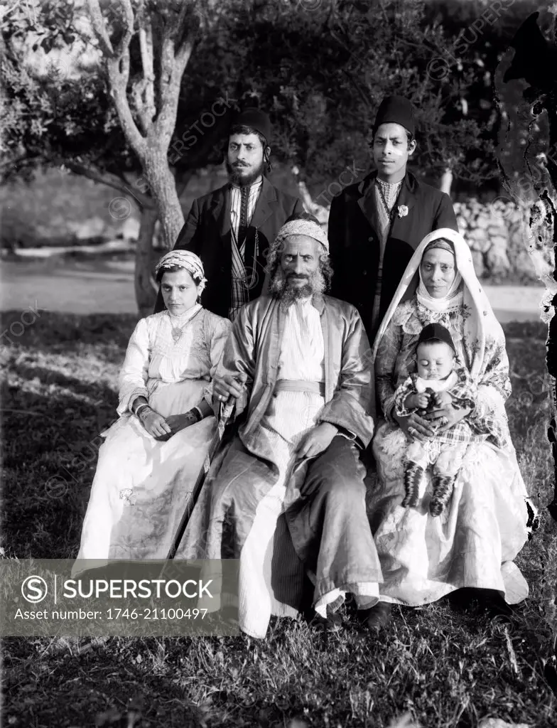 Photograph of Yemenite Jews in Palestine. Dated 1910