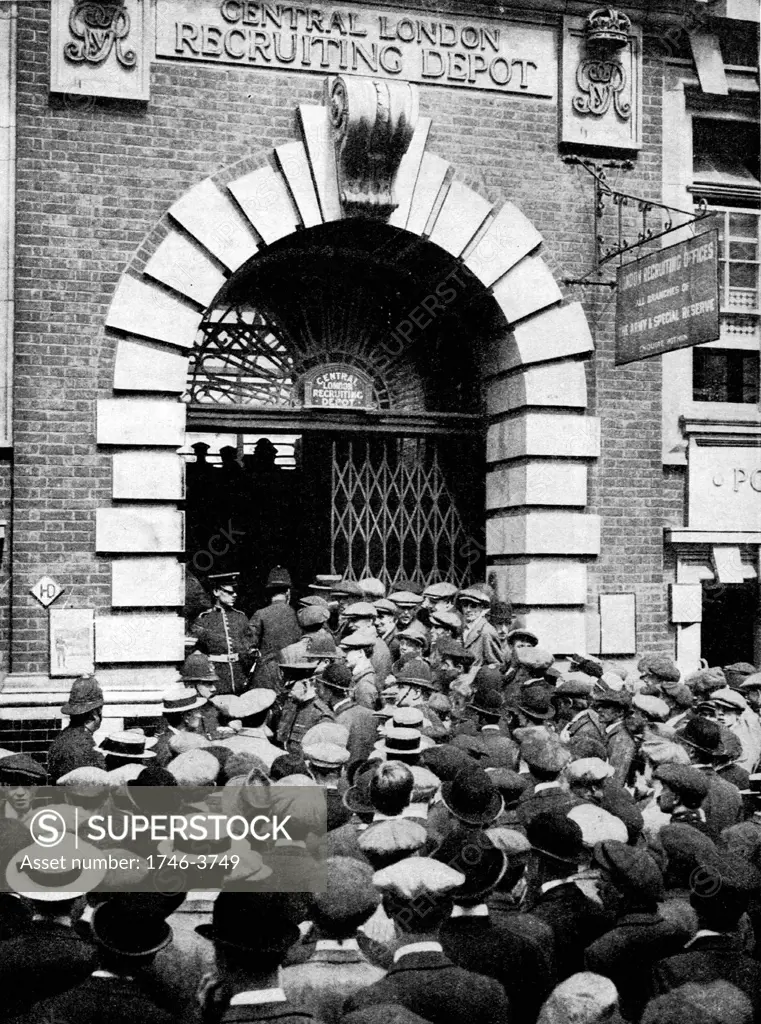 Central London Recruiting station for volunteers to join the army in the First World War