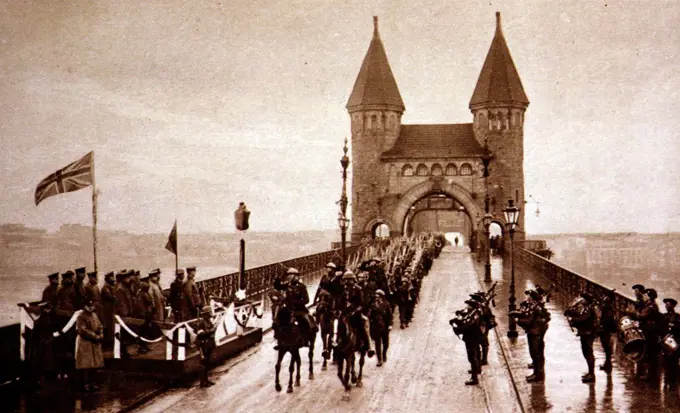 World War 1 - Grenadier Guards marching up to the Hohenzollern Bridge during their occupation of Cologne.