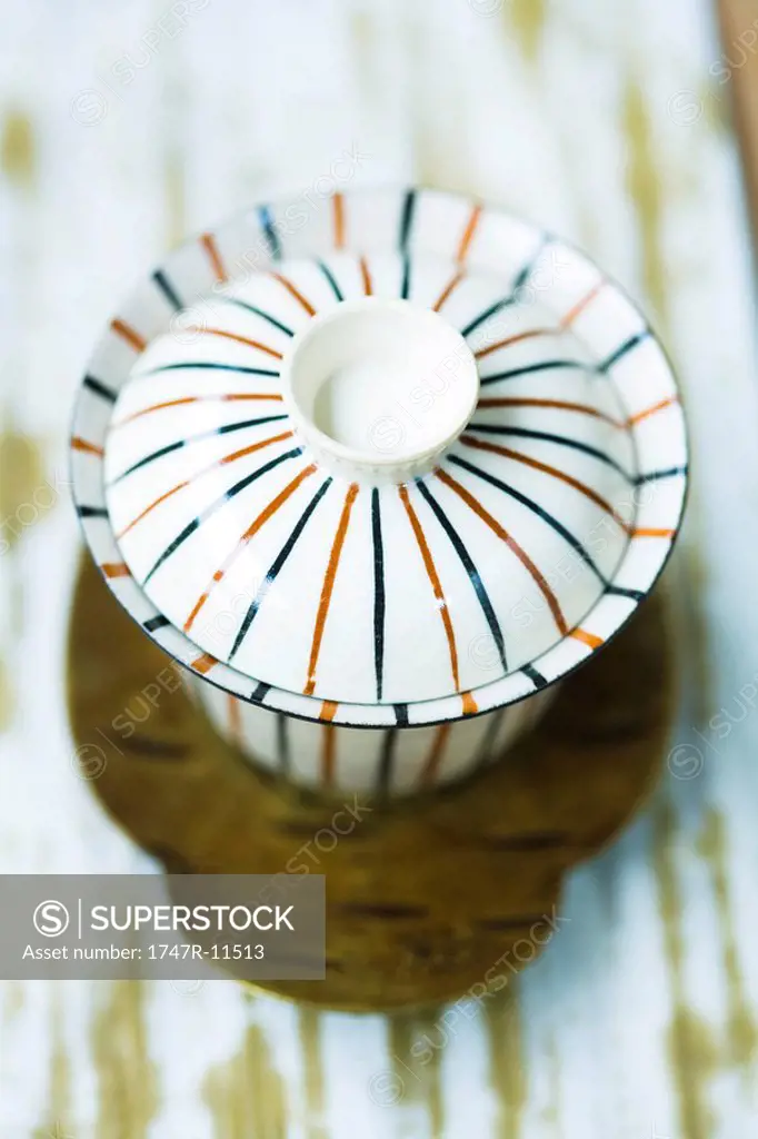 Striped tea cup with lid