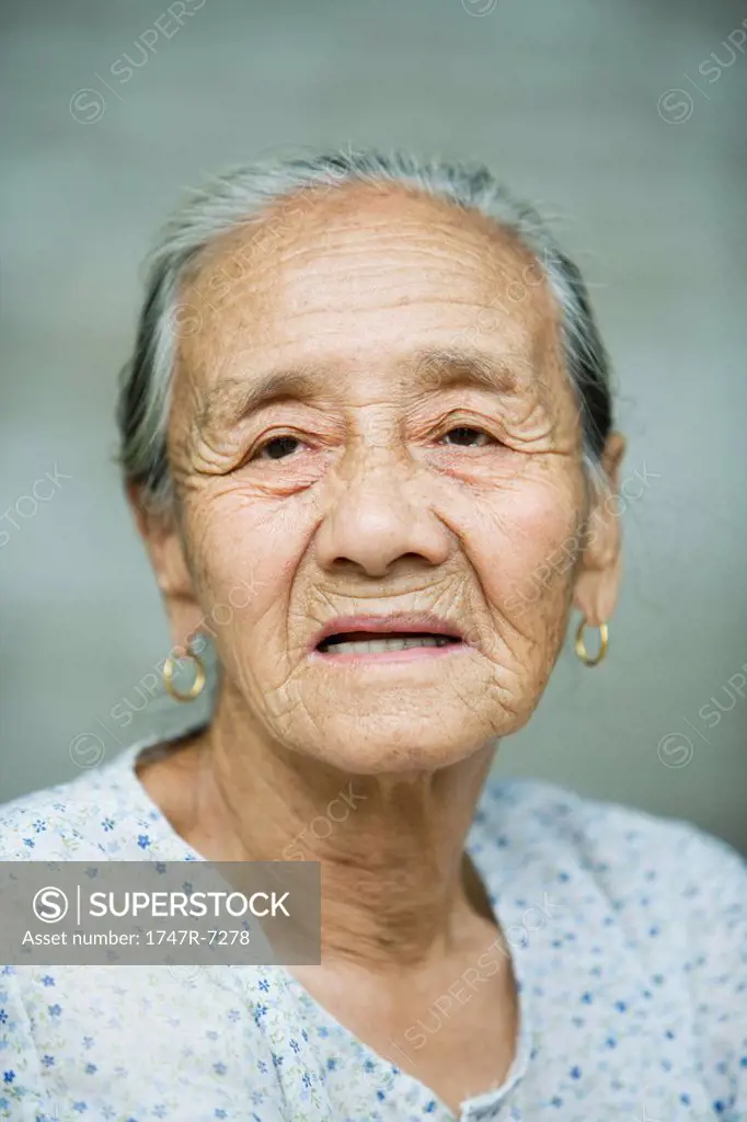 Elderly woman, portrait
