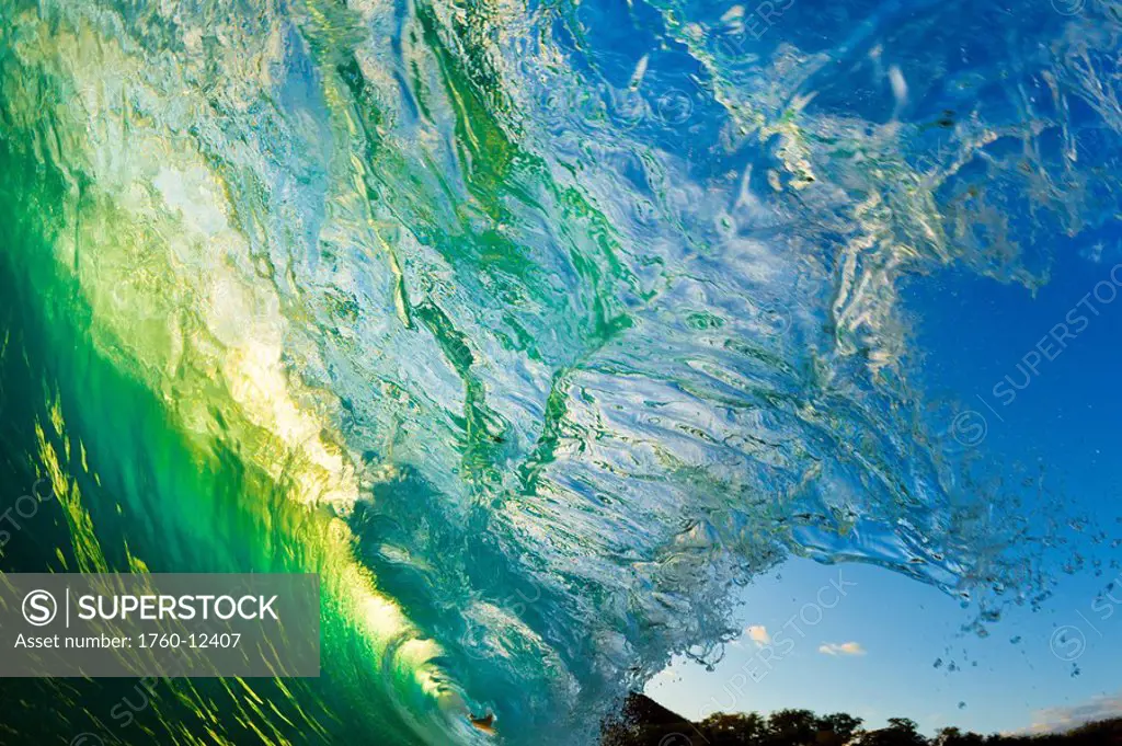 Hawaii, Maui, Makena, Beautiful wave at sunset, view from inside the barrel