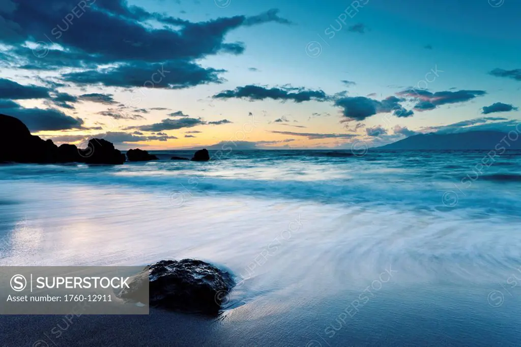 Hawaii, Maui, Makena, Twilight at Black Sand Beach