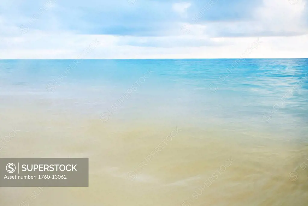 Hawaii, Oahu, Lanikai, Blue Clear water on the beach, long exposure
