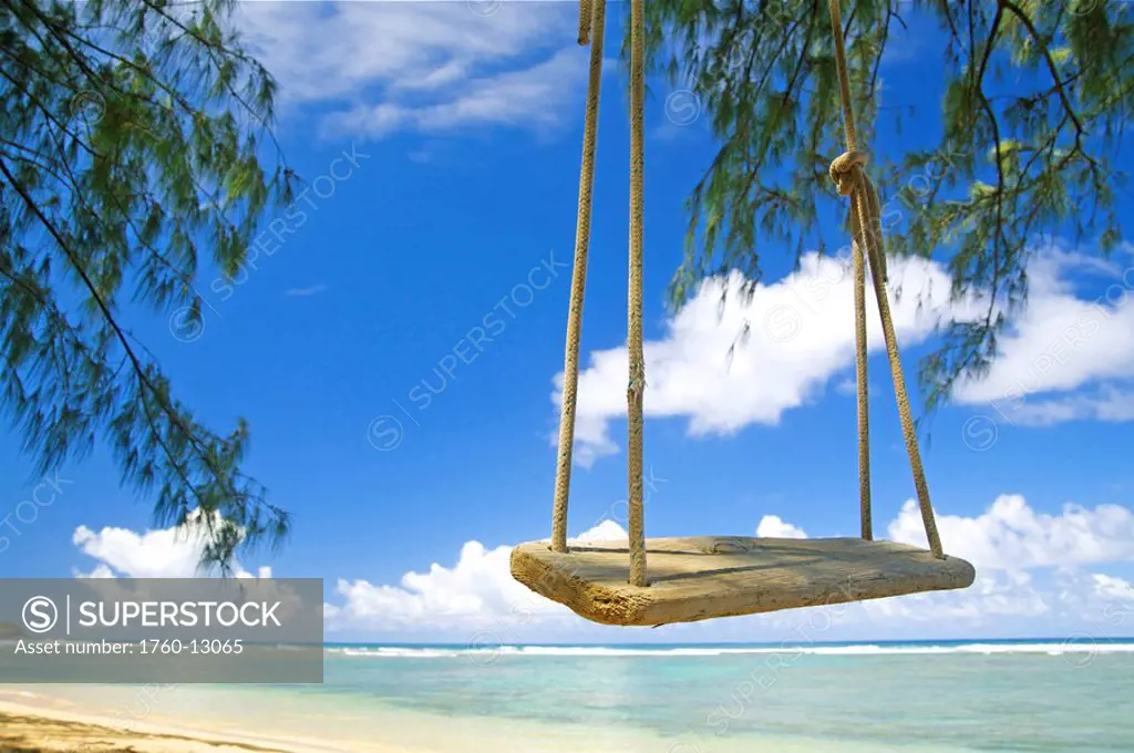 Hawaii, Kauai, Pila´a Beach, Picture of a swing.