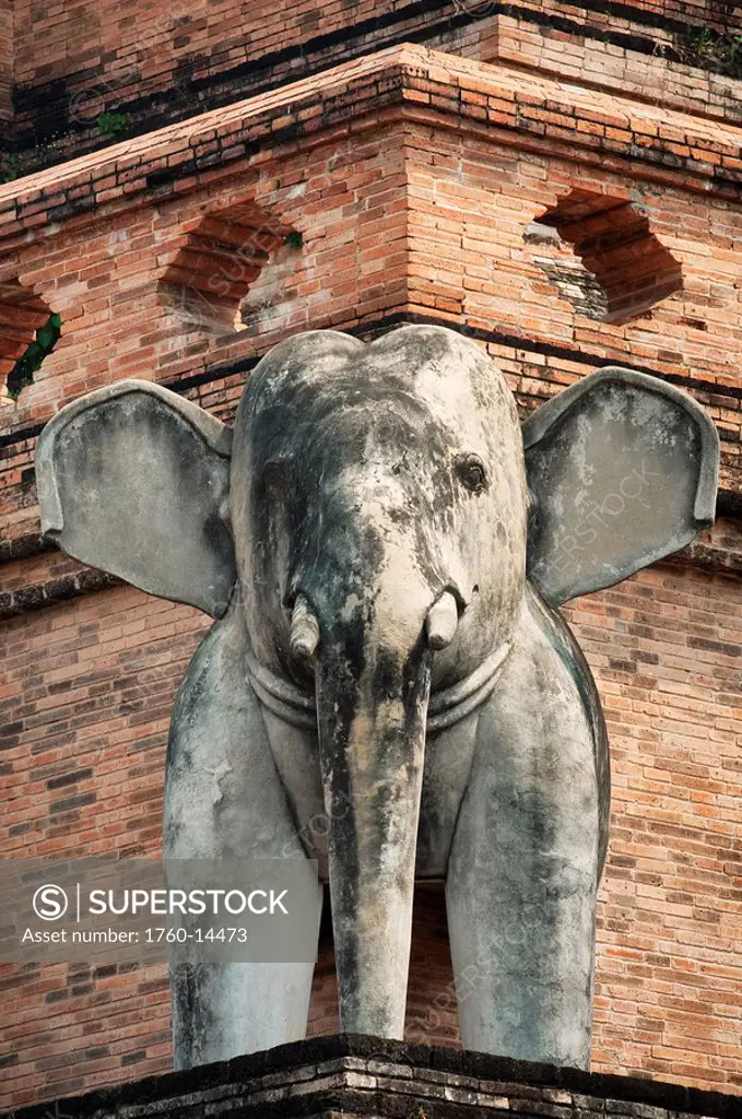 Thailand, Chiang Mai, Elephant statue at Wat Chedi Luang Wora Wihan Buddhist temple.