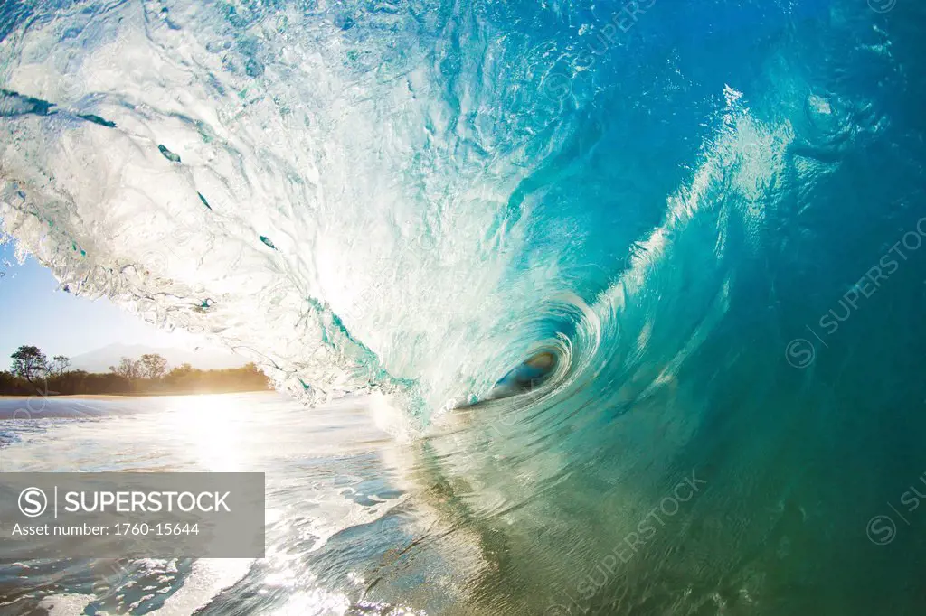 Hawaii, Maui, Makena Beach, Wave breaking on shore.