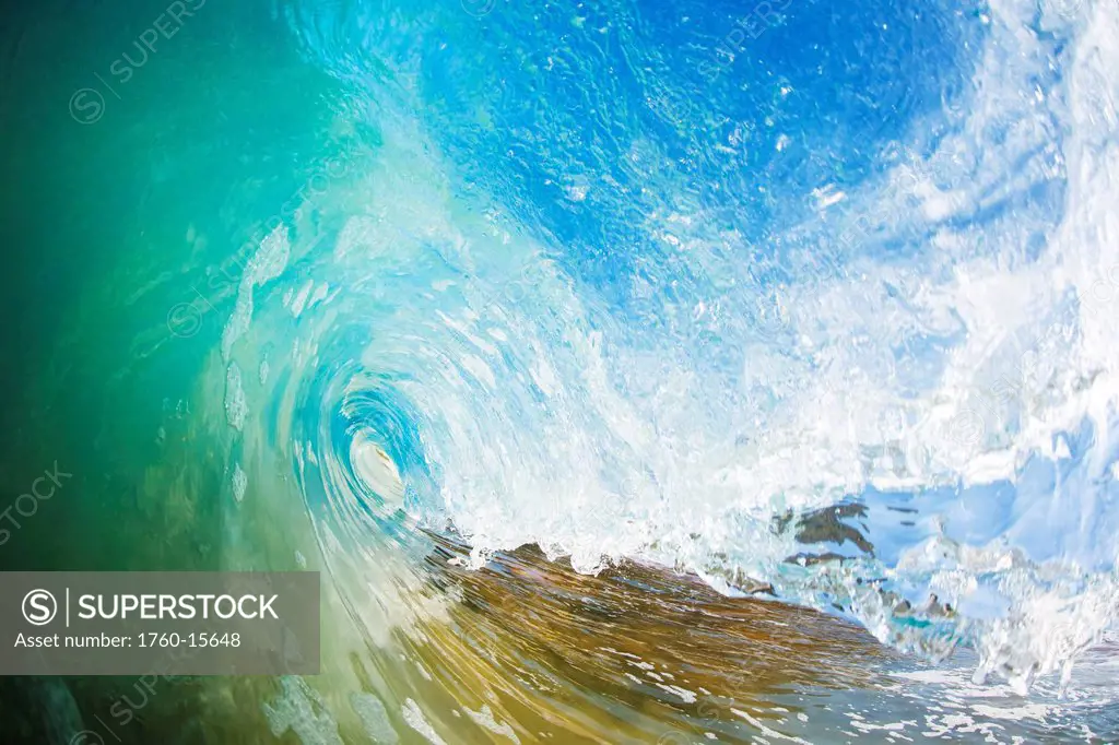 Hawaii, Maui, Makena Beach, Tip of a breaking wave.