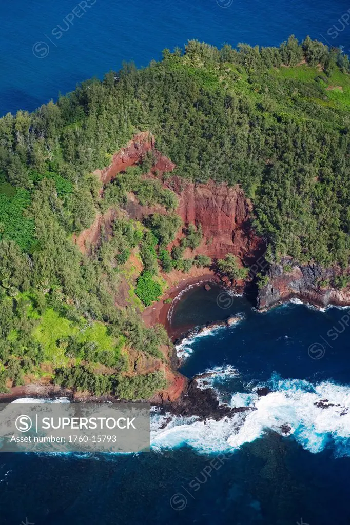 Hawaii, Maui, Hana, Kaihalulu Beach, Aerial of Hana´s Red Sand Beach.