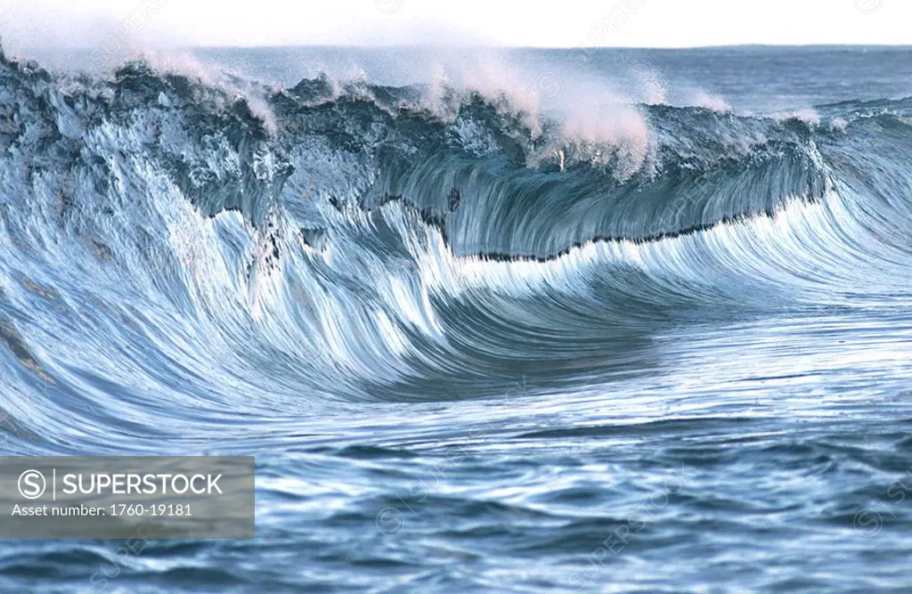 Hawaii, Oahu, North Shore, beautiful textures surface of a shorebreak wave about to crash