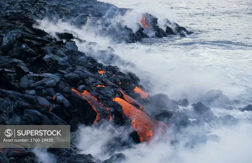 BigIsle, Hawaii Volcanoes National Park, Lava meets sea, Kupapau Point