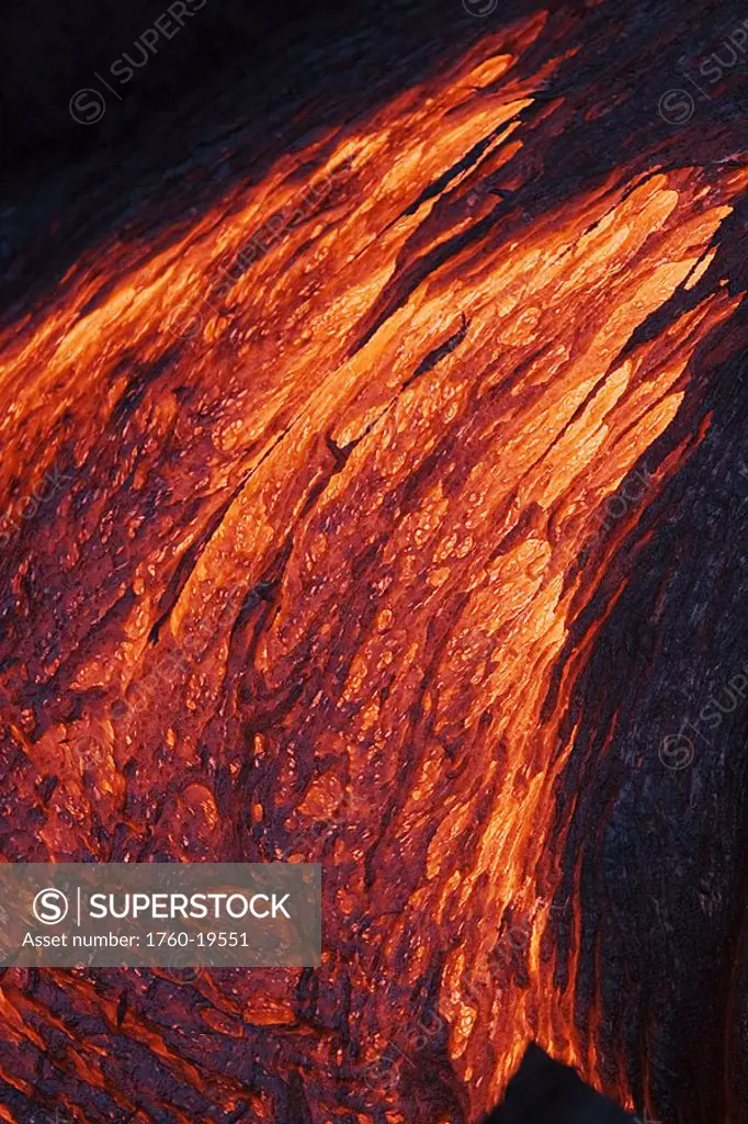 Hawaii, Big Island, Hawaii Volcanoes National Park, Kilauea Volcano, Detail of molten pahoehoe lava flowing downward