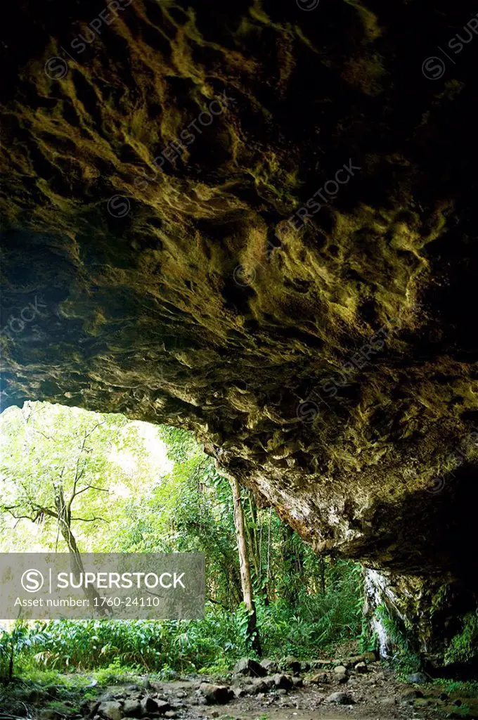 Hawaii, Kauai, Haena Falls, Inside of Haena Cave.