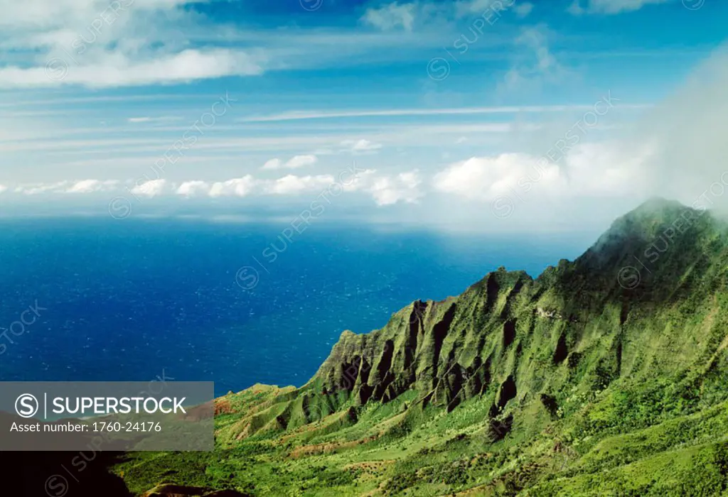 Hawaii, Kauai, Kalalau Valley, beautiful green cliffs and ocean.