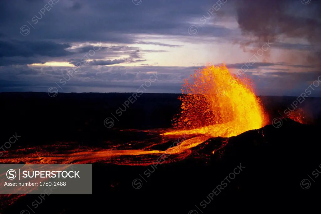 Kilauea Volcano Eruption, Hawaii Volcano National Park, BigIsle B1581