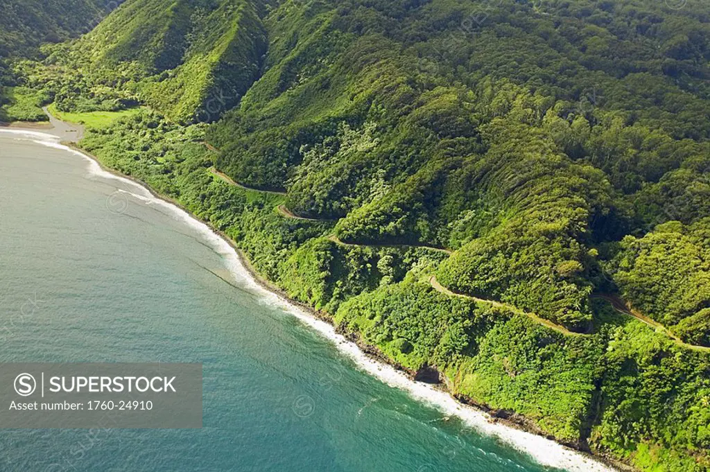 Hawaii, Maui, aerial view of the road to Hana