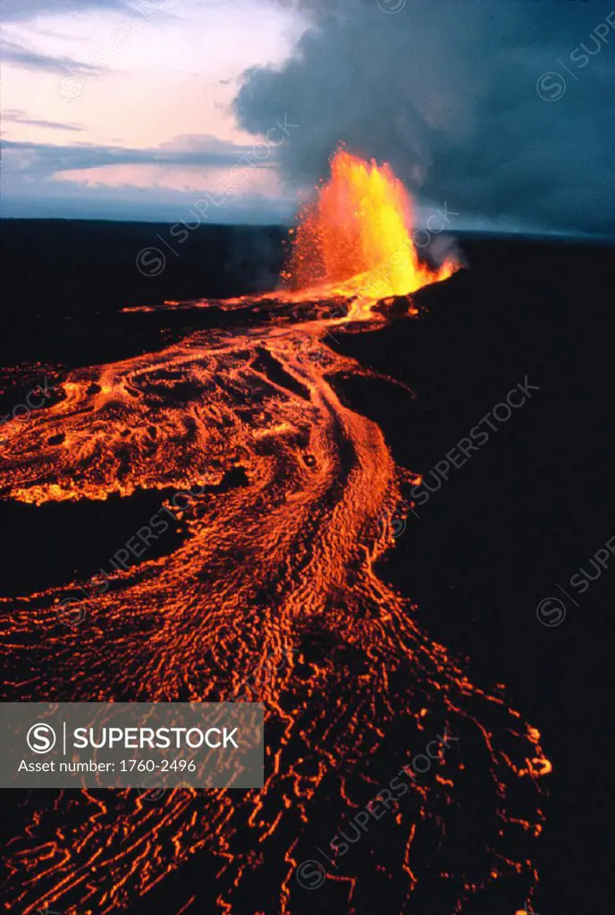Hawaii, BigIsle, Kilauea Volcano, PuuOo vent eruption @ twilight, lava flows C1630