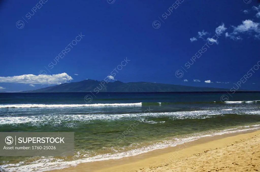 Hawaii, Maui, View of Molokai from Ka´anapali beach with bright blue sky