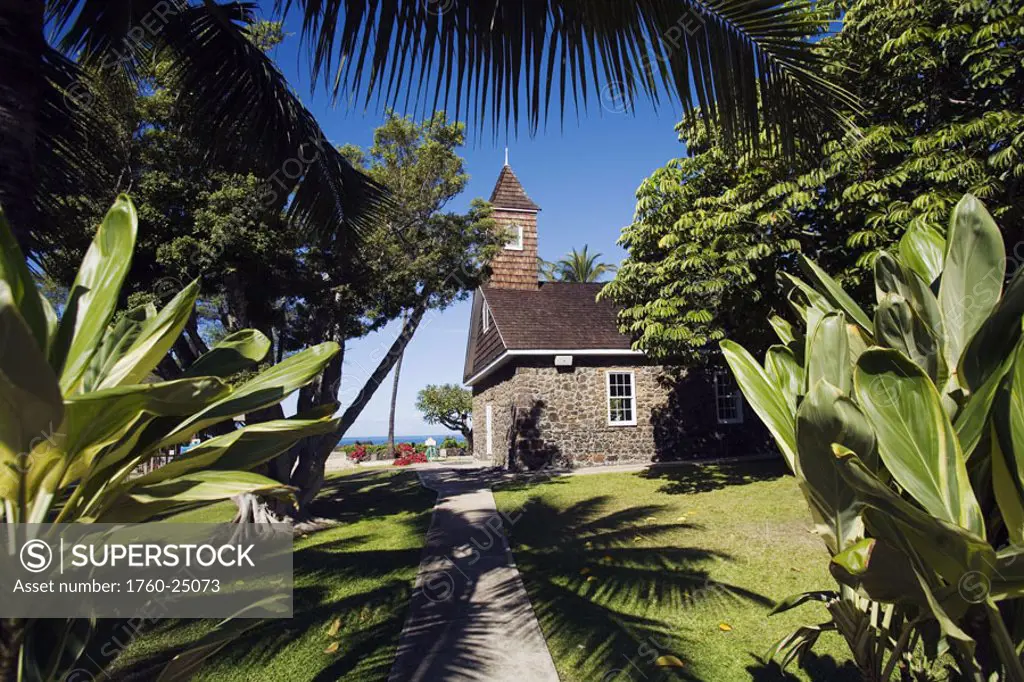 Hawaii, Maui, Makena, Keawala´i Congregational Church, est. 1832, tropical vegetation.