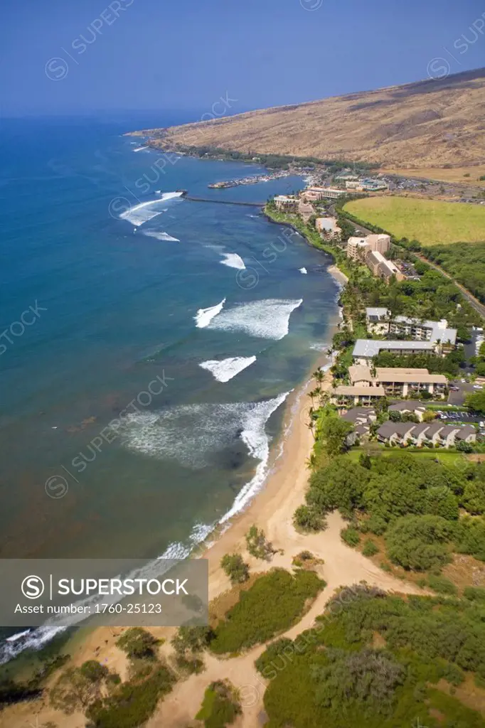 Hawaii, Maui, Maalaea Bay, aerial of coast