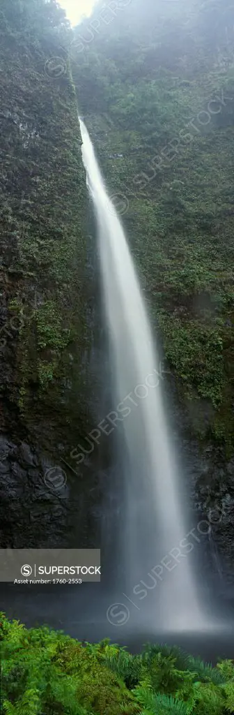 Hawaii, Kauai, NaPali coast inland waterfall, panoramic B1611