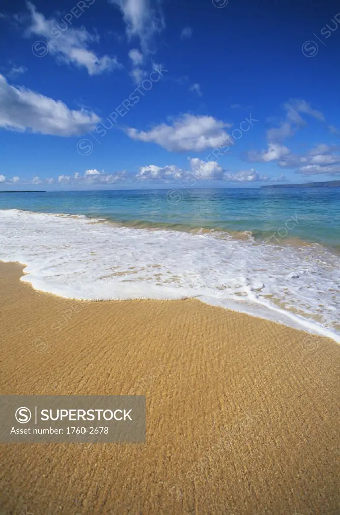 Hawaii, Maui, Makena Beach, close-up of whitewash shoreline calm ocean