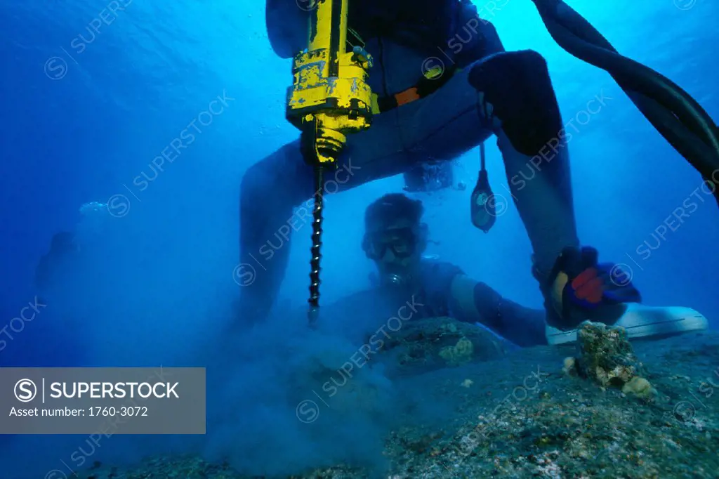 Underwater drilling, Big Island, Hawaii B1612