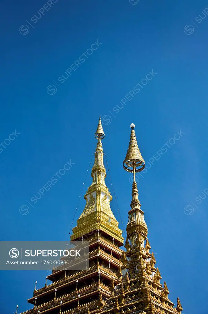 Thailand, Khon Kaen, The golden tower of Wat Nakhon.